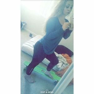 Meet your Posher, Justine